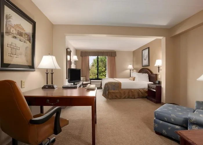 La Quinta Inn & Suites By Wyndham Mooresville