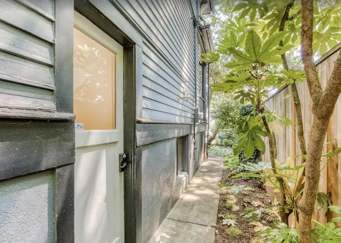 Cozy Pdx Hideout, Ideal Location