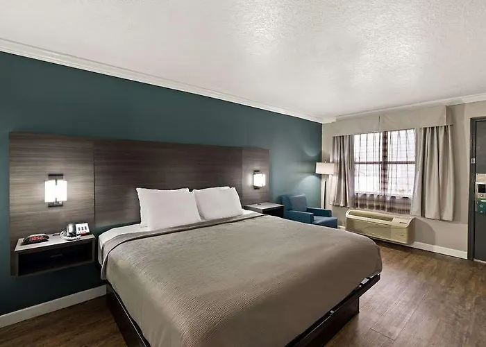 Quality Inn Ocean Springs - Biloxi East