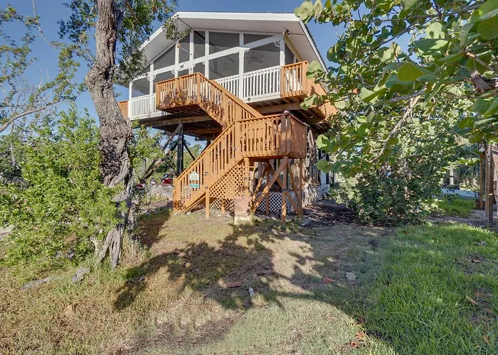 Little Gasparilla Island Paradise: Walk To Beach!