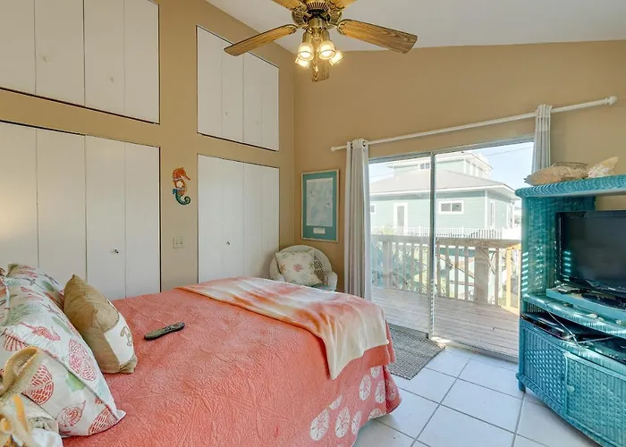 Little Gasparilla Island Paradise: Walk To Beach!