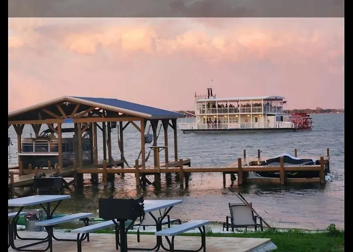 Camp St. Cabanas Unit 3 On Lake Dora