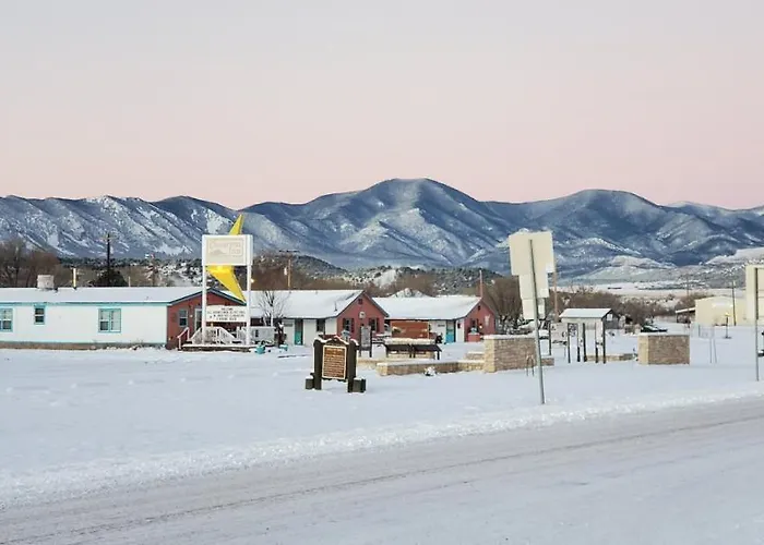 Cimarron Inn & Rv Park
