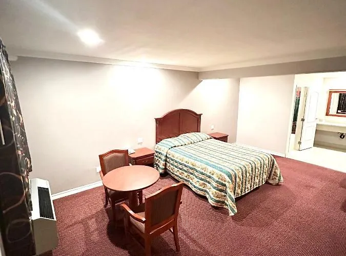 Tropic West Motel