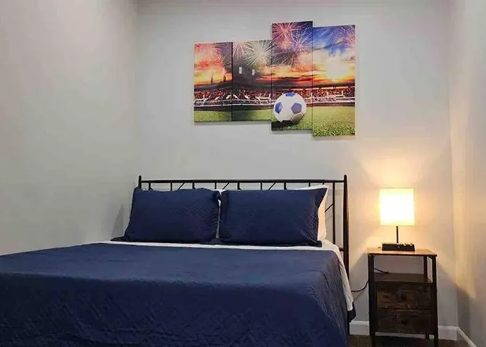 Two Bedrooms With Parking & Washer/Dryer