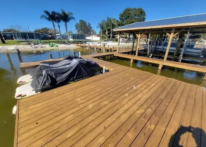 Camp St. Cabanas Unit 2 On Lake Dora