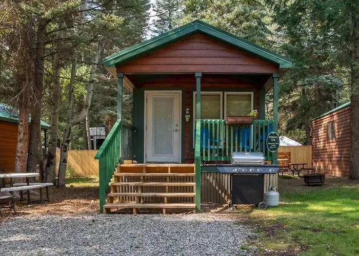 The Shooting Star Cabin #11 At Blue Spruce Rv Park & Cabins
