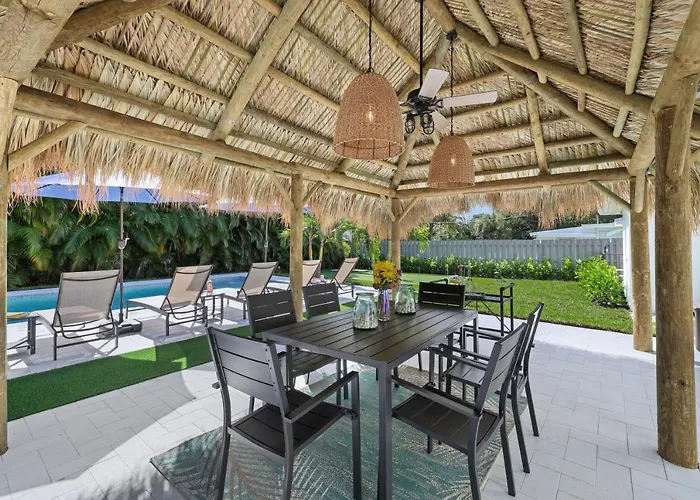 Hideaway Palms