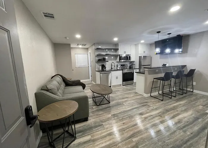 Apt 5 - High Plains Lodge At Nomad Landing