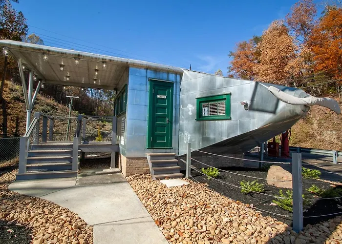 Airplane Filling Station -Unique Stay In Knoxville