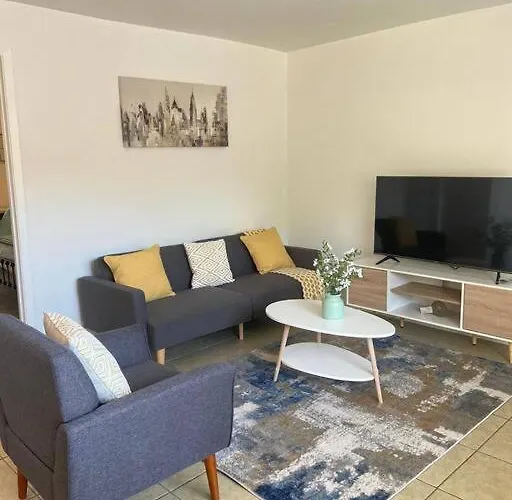 Cozy 1 Bedroom Apartment In Long Beach Ms Jm3