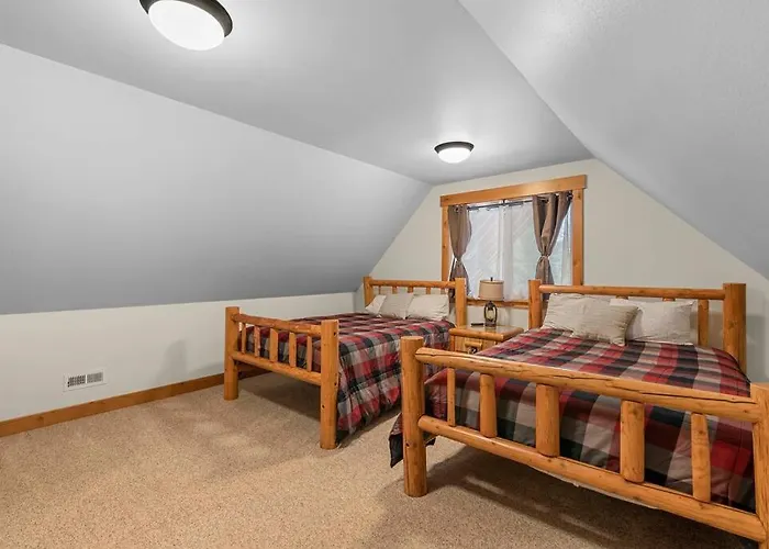 River'S Bend Lodge - Hot Tub, Fire Pit, Games & Ski