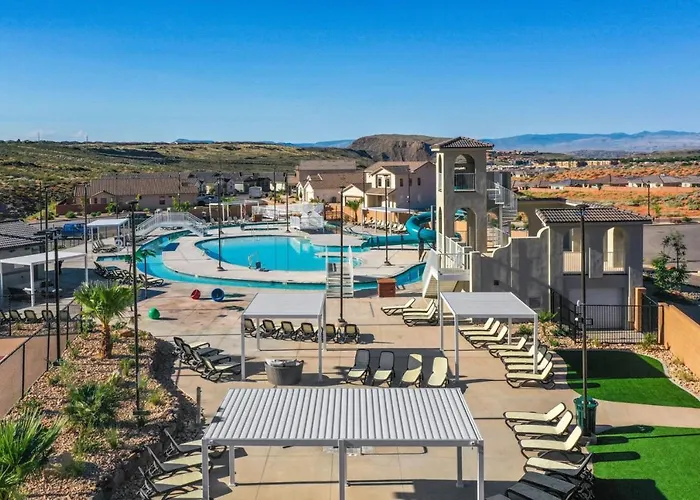 Adventure Base Camp Pet Friendly With Resort Living Pool, Arcade, Pickle-Ball