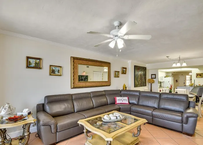Eclectic Daytona Beach Condo W/ Breathtaking View!