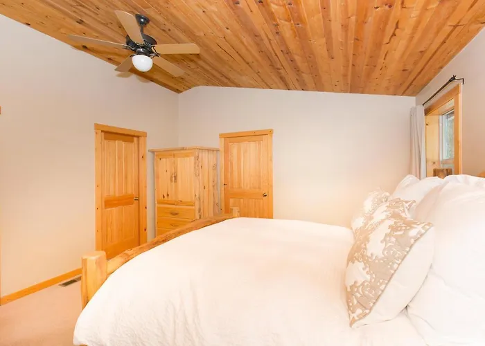 Interlaken West Shore 3Br Pet Friendly, Walk To Lake Minutes From Skiing
