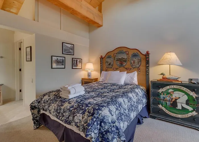 North Shore Condo - Updated 3 Story Condo Near Palisades Resort!