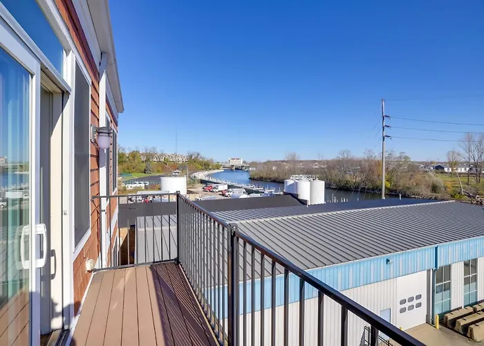 St Joseph Condo < 1 Mi To Beach & Downtown!