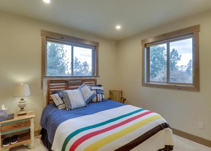 Bigfork Cottage W/ Lake Views: 5 Mi To Downtown