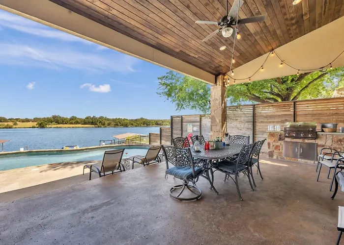 119 Christopher Concierge Services Available
