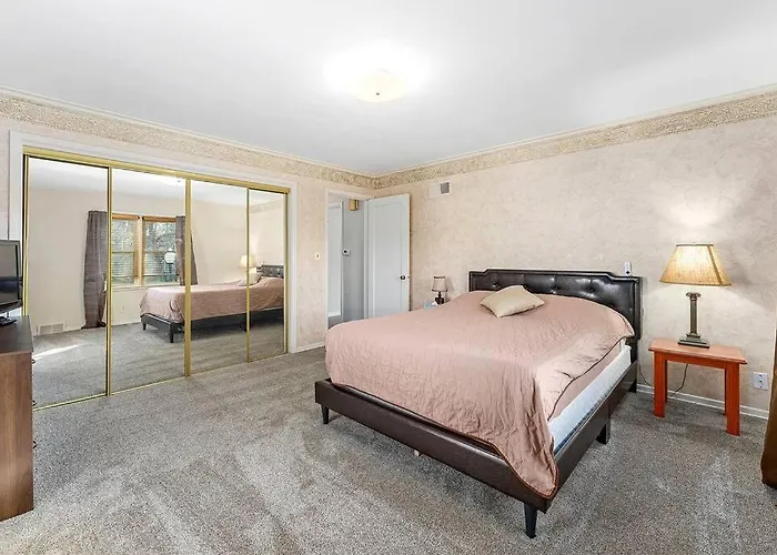 Entire Two Bedroom Unit