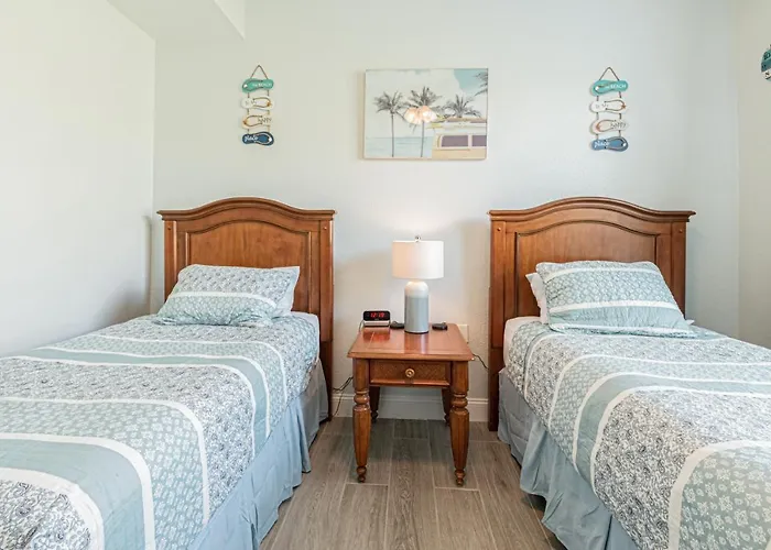 Greenlinks At Lely Luxury White Orchid Fully Renovated Modern 1St Floor 3Bdr Golf Resort Villa