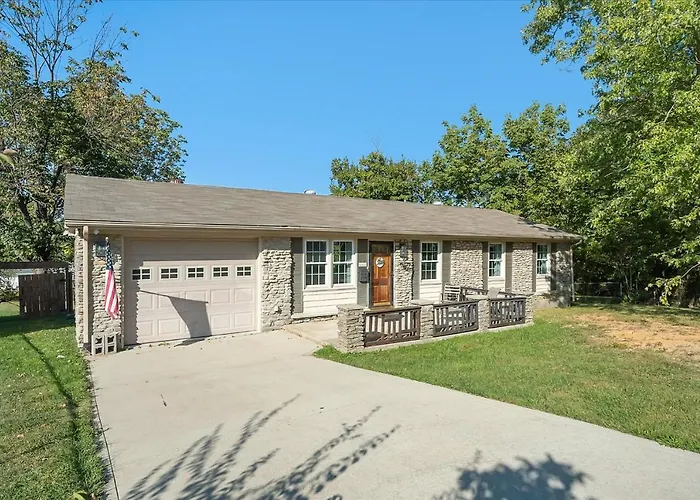 The Kentucky Bluegrass Retreat