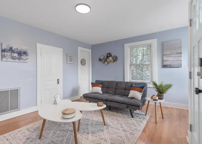 Boho Bungalow - Steps From Historic Downtown Apex