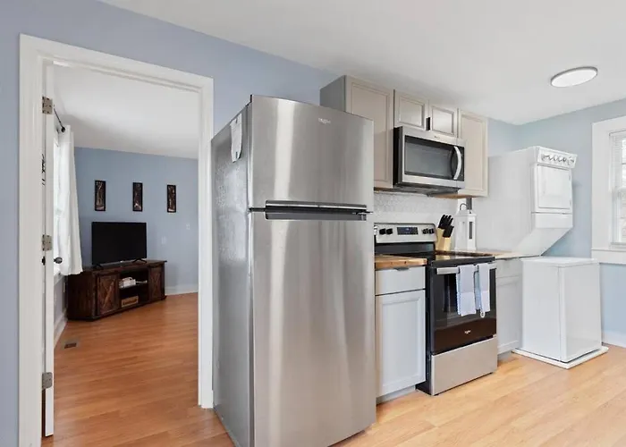 Boho Bungalow - Steps From Historic Downtown Apex