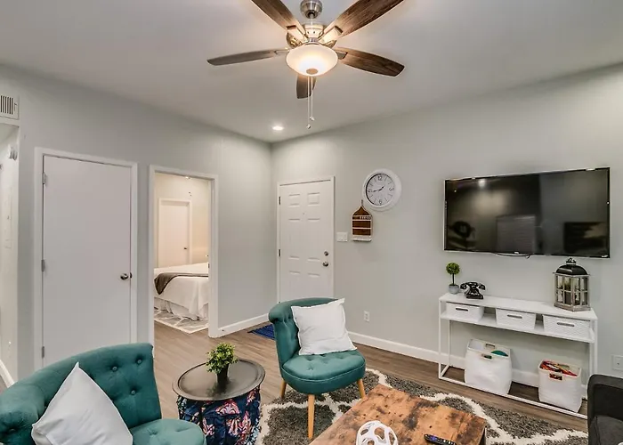 Heated Community Pool-Quiet Community-Top Flr Unit