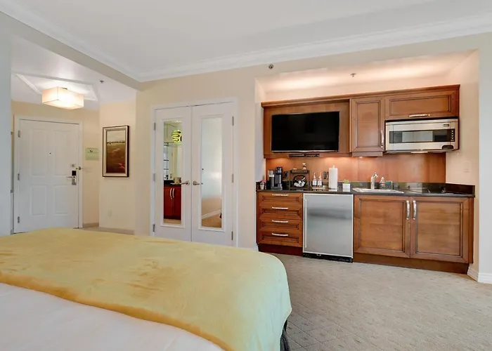 Sin City Suite @ Mgm Signature