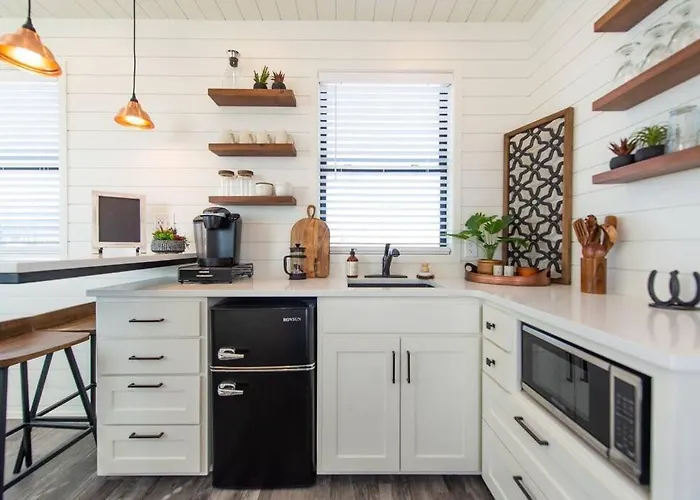 The Longhorn Stunning Container Home-In Alpine