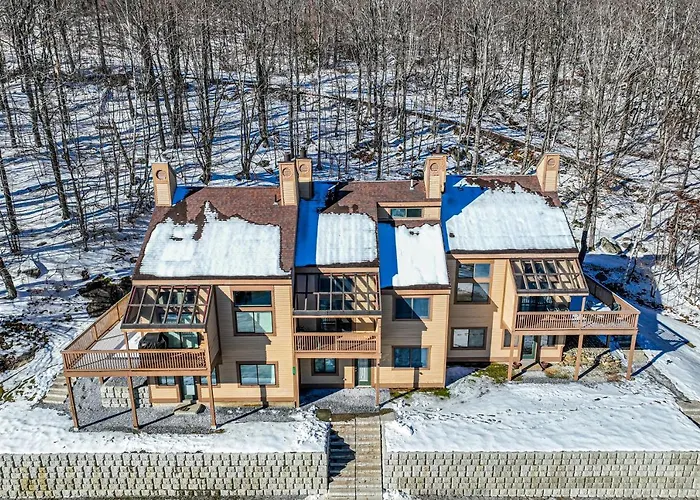 Sachem Slopeside - Okemo Trailside 21B