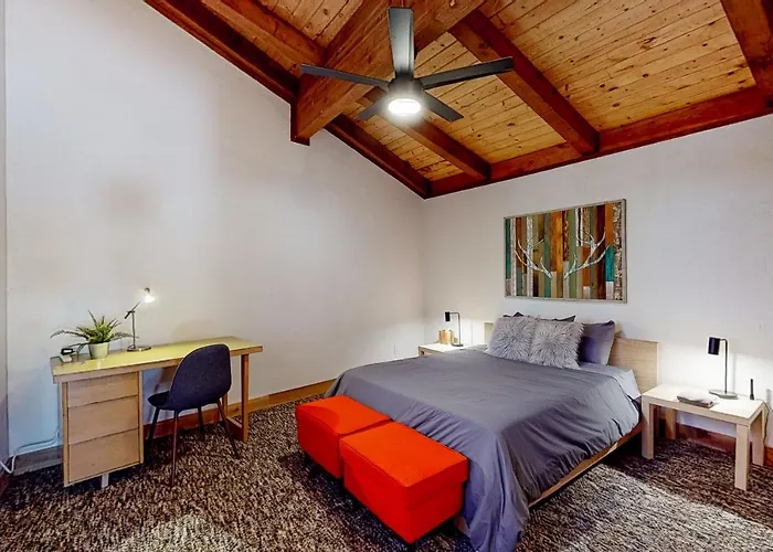 Hilltop Lodge