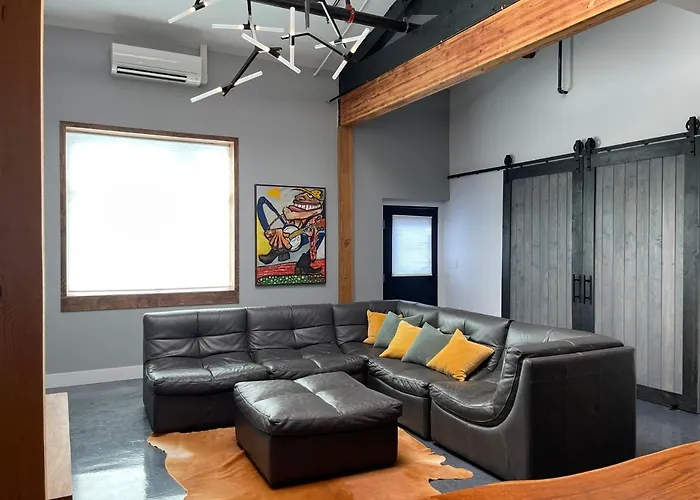 Petaluma Warehouse Lofts Unit E