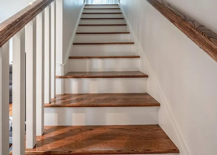 Quiet, Pet Friendly, Close To Edgartown And Oak Bluffs
