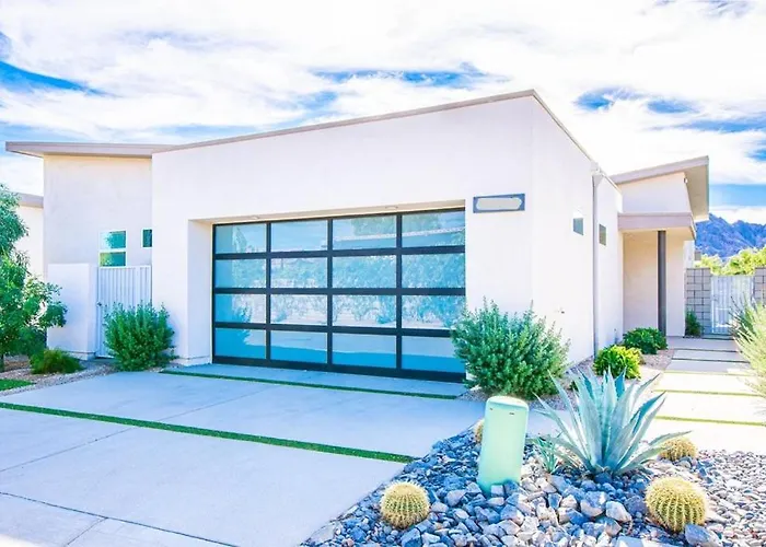 Indian Wells Luxury W Private Pool & Shuffleboard