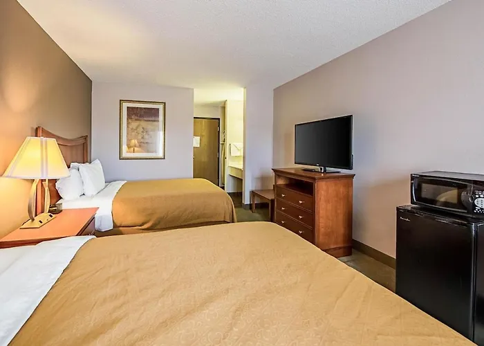 Royal Inn Suites