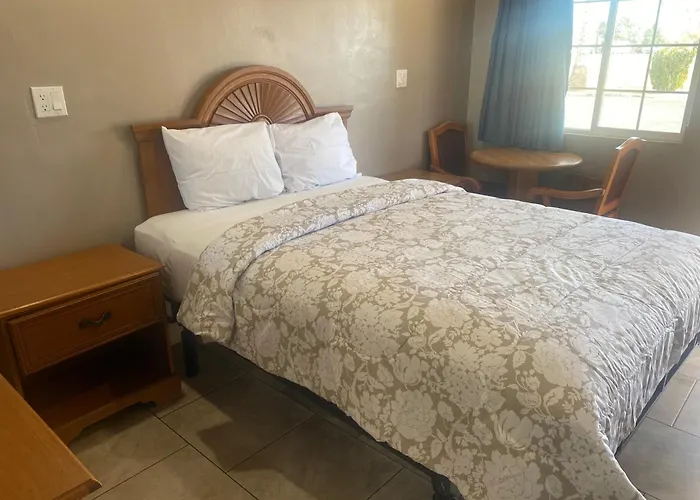 Apple Valley Motel