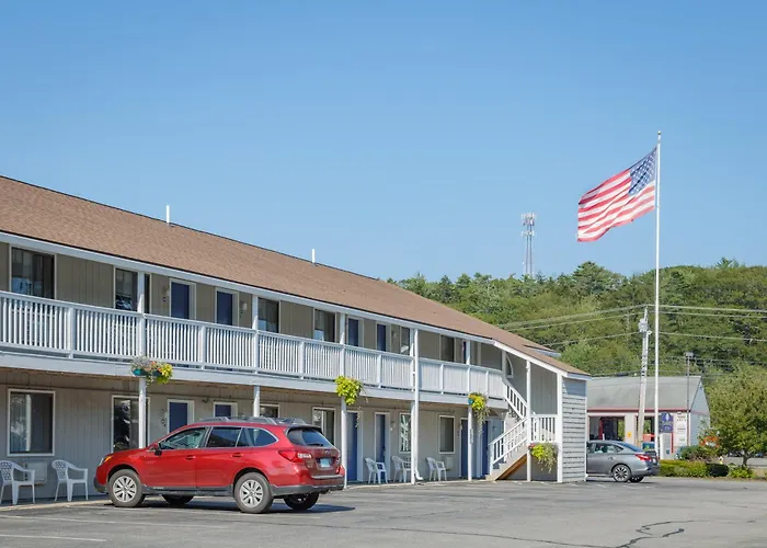 Flagship Inn