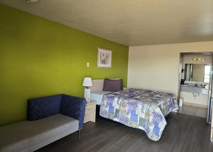Lodge Usa Motel