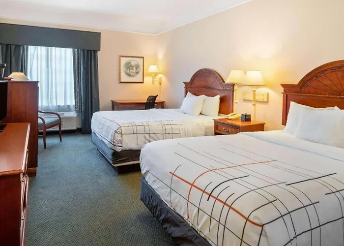 Stay Well Inn & Suites