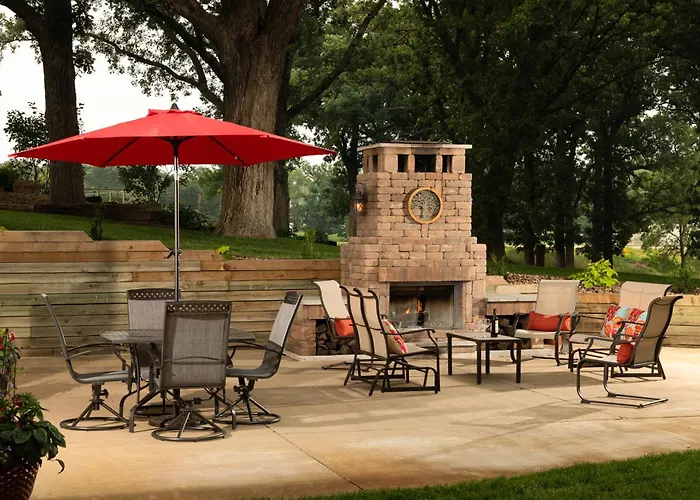 The Oakwood Inn Okoboji