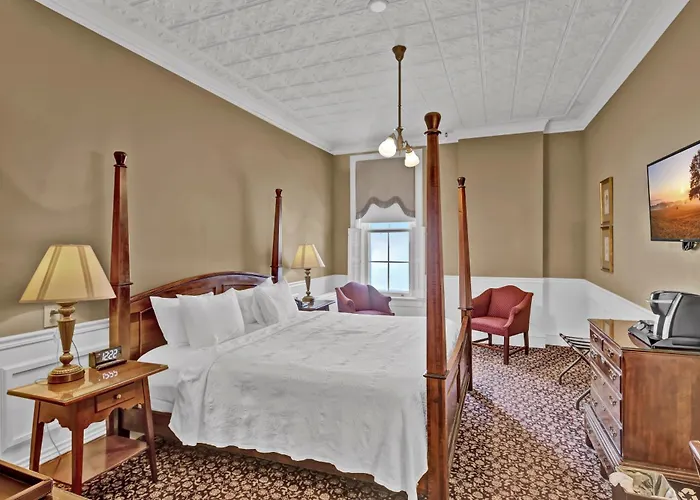 St James Hotel