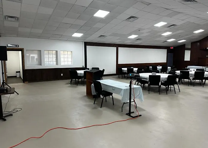 Super 8 By Wyndham Corsicana