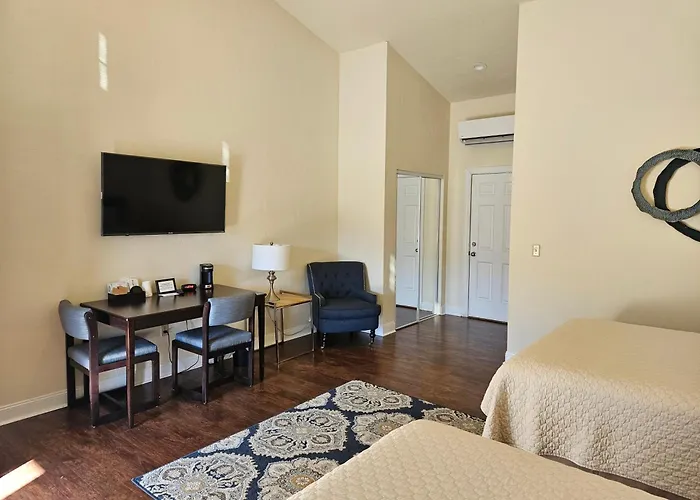 Sunset Cottage Motel Rooms