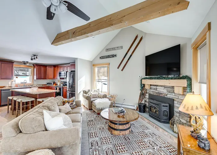 White Mountain Home Near Lakes & Kancamagus Hwy!