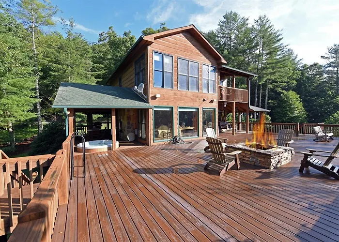 Golden Mountain Tops-3Br Luxury Cabin • Hot Tub