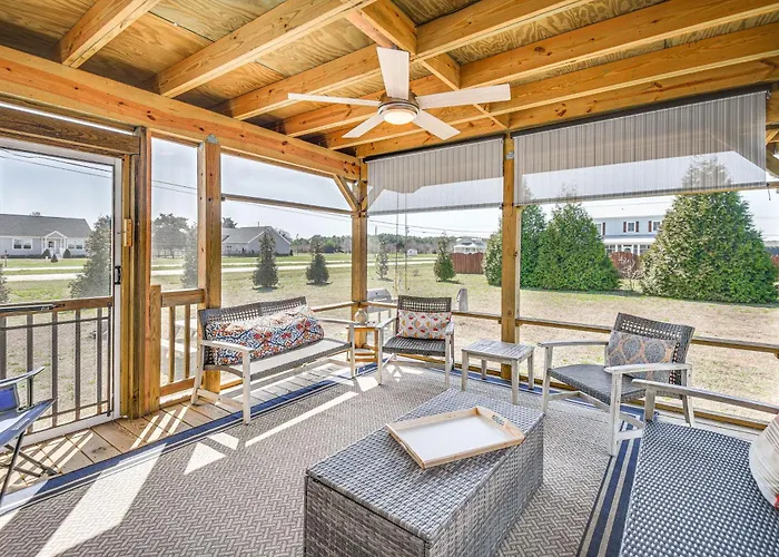 Stunning Cape Charles Retreat ~ 1 Mi To Beach