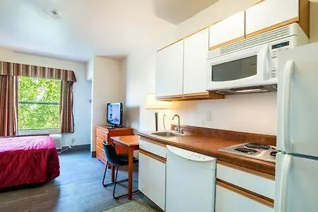 The Vistas 119 Modern Studio With Full Kitchen 1St Floor Great Location