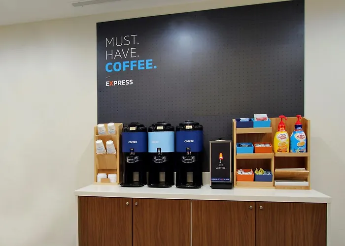 Holiday Inn Express & Suites Pittsburgh North Shore By Ihg